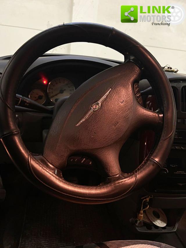 CHRYSLER Voyager usata, con Chiusura centralizzata