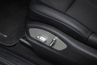 PORSCHE Macan usata, con Park Distance Control