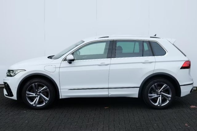 VOLKSWAGEN Tiguan usata, con Airbag laterali