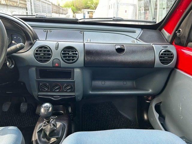RENAULT Kangoo usata 7