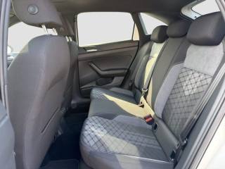 VOLKSWAGEN Taigo usata 10
