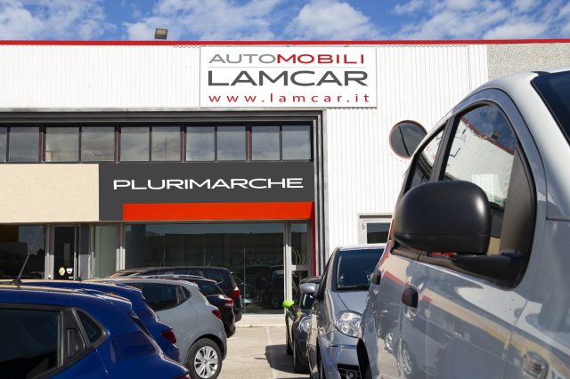 LANCIA Ypsilon usata, con Luci diurne
