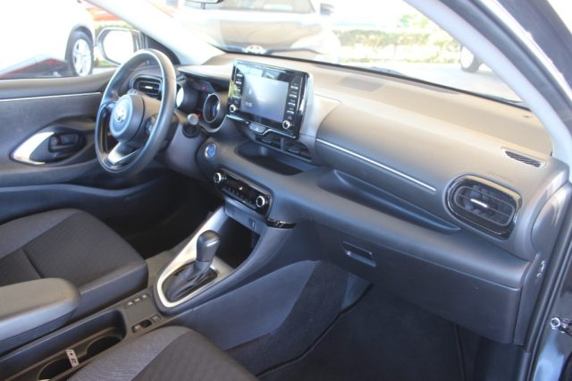 TOYOTA Yaris usata, con Controllo trazione