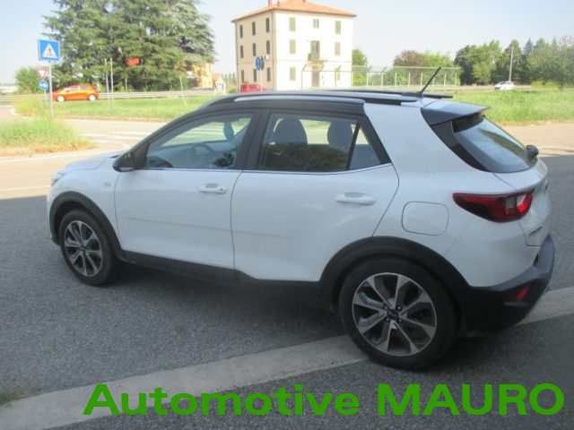 KIA Stonic usata, con Autoradio