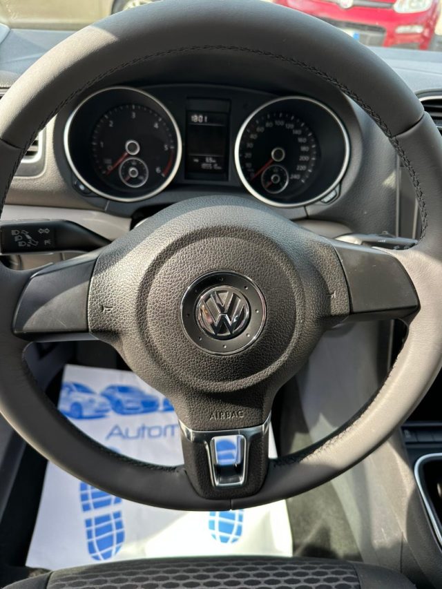 VOLKSWAGEN Golf usata, con ESP
