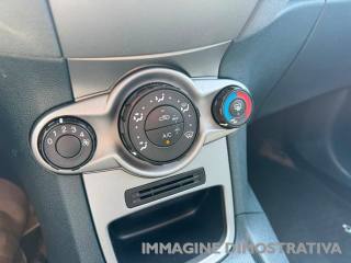 FORD Fiesta usata, con ESP