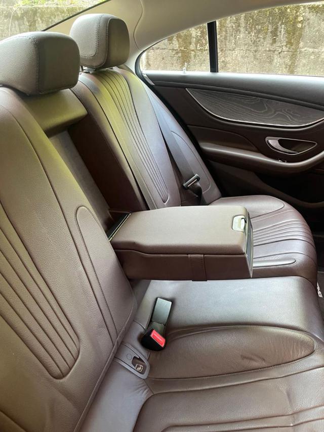 MERCEDES-BENZ CLS 300 usata, con Telecamera per parcheggio assistito