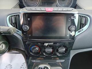 LANCIA Ypsilon usata, con Park Distance Control