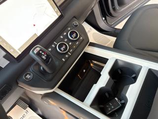 LAND ROVER Defender usata, con Regolazione elettrica sedili