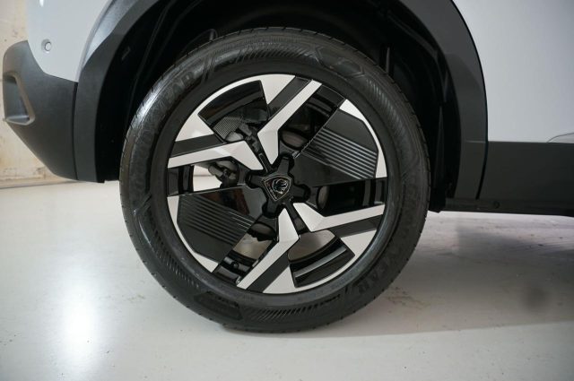 PEUGEOT 2008 usata, con Autoradio