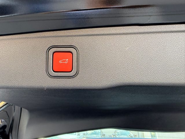 JEEP Avenger usata 30