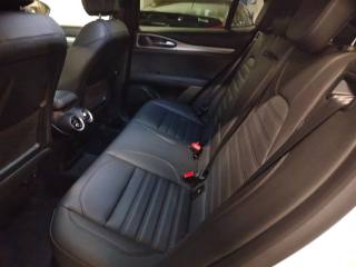 ALFA ROMEO Stelvio usata, con Regolazione elettrica sedili