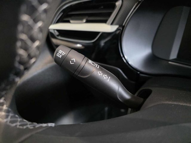 OPEL Corsa usata, con Specchietti laterali elettrici