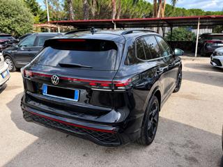 VOLKSWAGEN Tiguan usata, con Airbag laterali