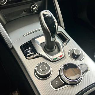 ALFA ROMEO Stelvio usata, con Portellone posteriore elettrico