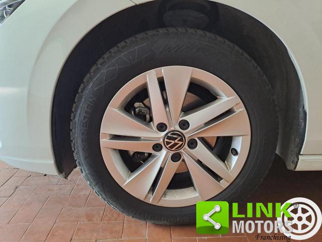 VOLKSWAGEN Golf usata, con Specchietto retrovisore con funzione antiabbagliamento