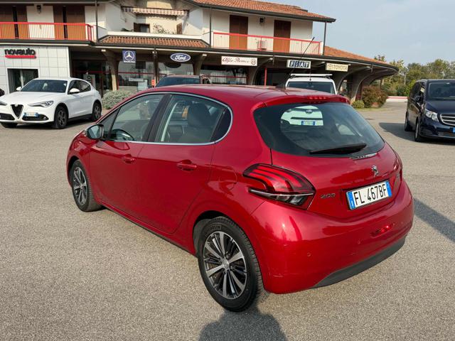 PEUGEOT 208 usata, con Cerchi in lega