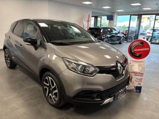 RENAULT Captur usata, con Sedile posteriore sdoppiato