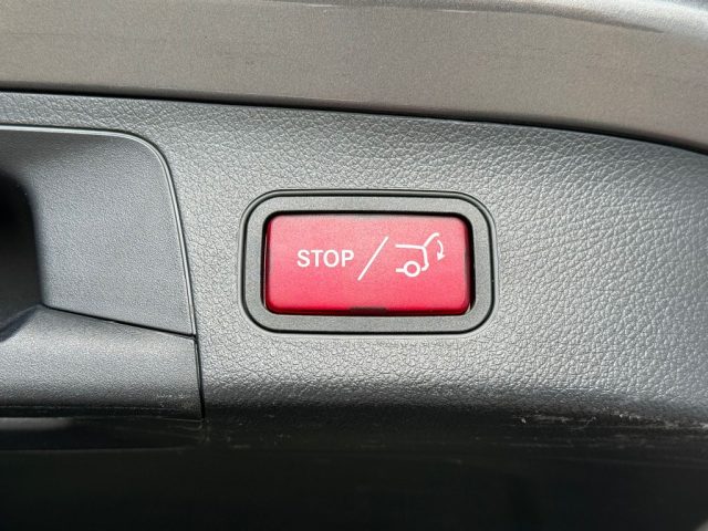 MERCEDES-BENZ GLA 200 usata, con Airbag testa