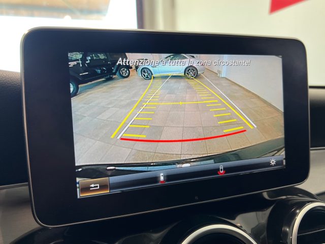 MERCEDES-BENZ C 220 usata, con Lettore CD