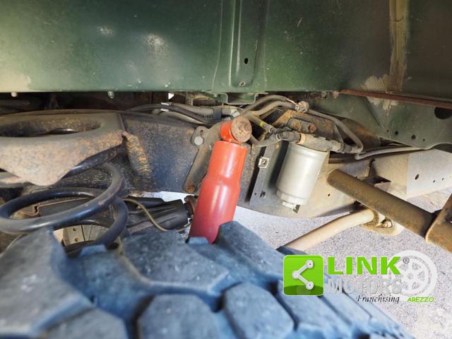 LAND ROVER Defender usata 13