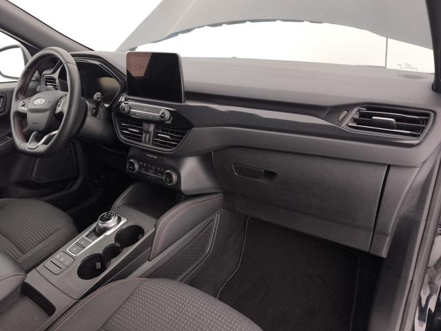 FORD Kuga usata, con Sensori di parcheggio anteriori
