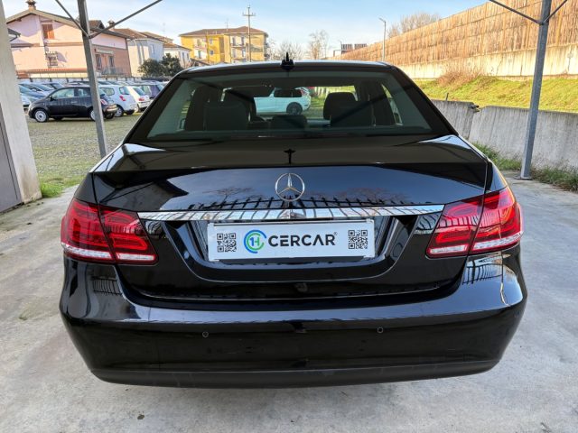 MERCEDES-BENZ E 200 usata, con Alzacristalli elettrici