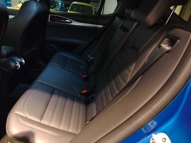 ALFA ROMEO Stelvio usata, con Sistema di navigazione