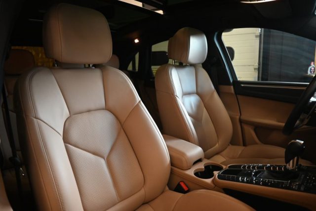 PORSCHE Macan usata 46