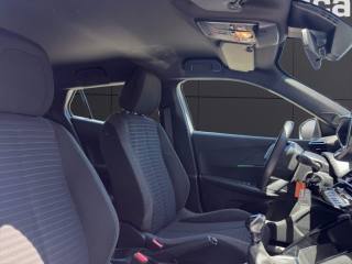 PEUGEOT 2008 usata, con Autoradio digitale