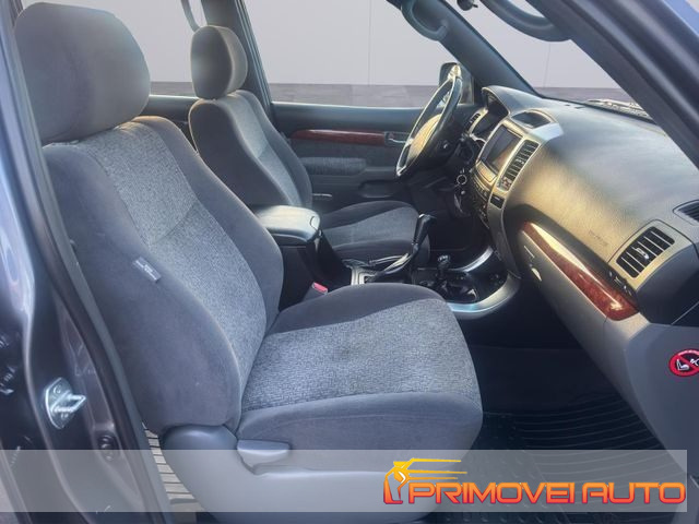 TOYOTA Land Cruiser usata, con Airbag laterali