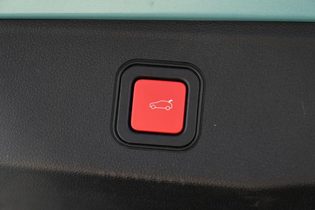 JEEP Avenger usata, con Controllo automatico clima