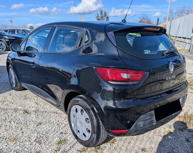 RENAULT Clio usata, con Airbag laterali