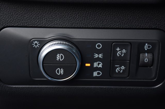 FORD Kuga usata, con Controllo vocale