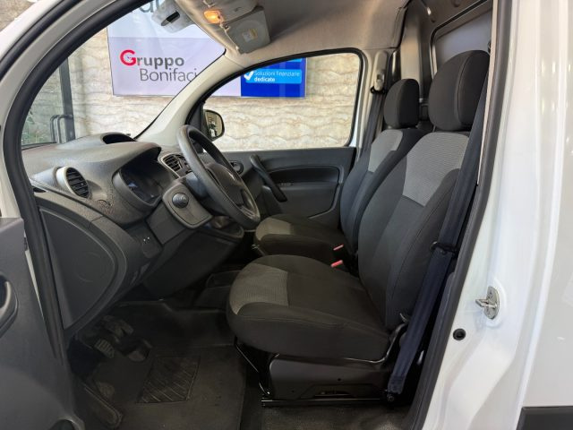 RENAULT Kangoo usata, con Servosterzo