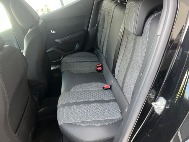PEUGEOT 2008 usata, con Fari LED