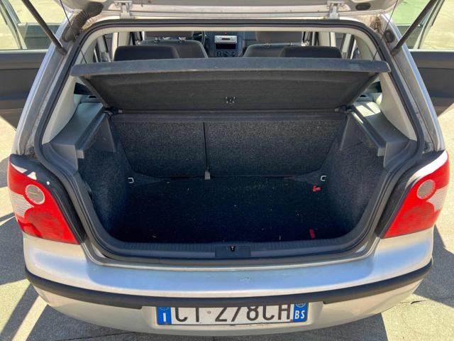 VOLKSWAGEN Polo usata, con Sedile posteriore sdoppiato