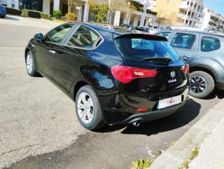 ALFA ROMEO Giulietta usata, con Autoradio