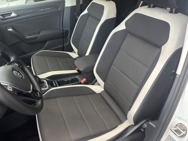 VOLKSWAGEN T-Roc usata, con Fendinebbia