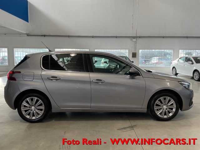 PEUGEOT 308 usata, con Airbag Passeggero