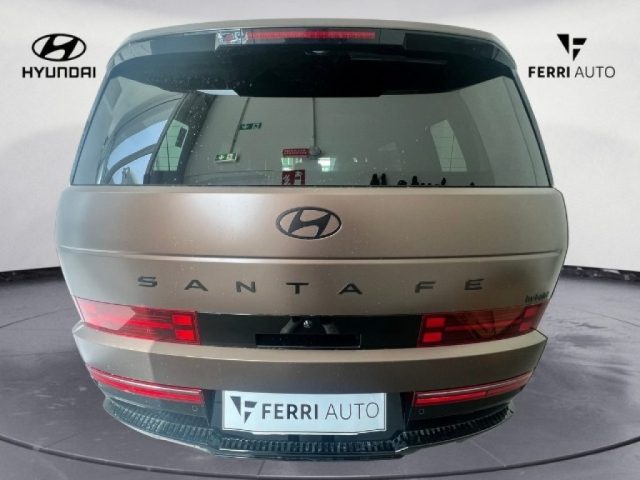 HYUNDAI Santa Fe usata, con Autoradio