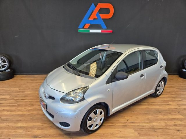 TOYOTA Aygo usata, con Airbag