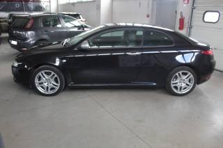 ALFA ROMEO GT usata, con Airbag laterali