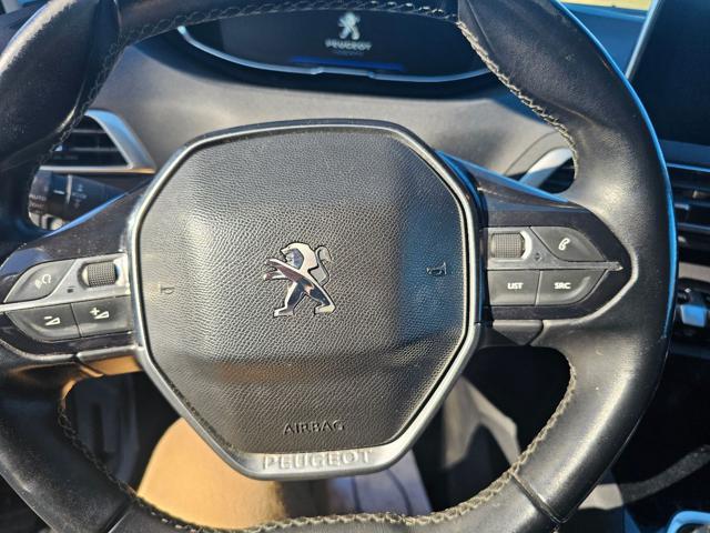 PEUGEOT 3008 usata, con Fendinebbia