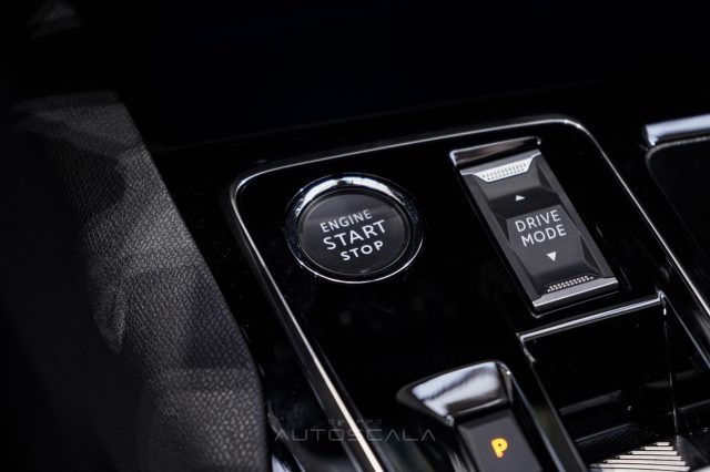 PEUGEOT 3008 usata, con Vivavoce