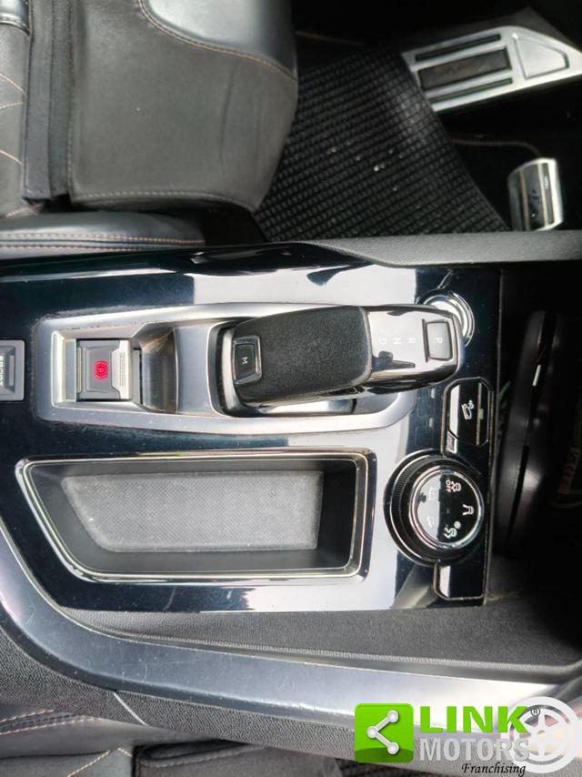 PEUGEOT 5008 usata, con Vetri oscurati