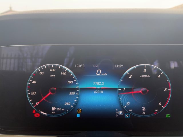 MERCEDES-BENZ E 200 usata 92