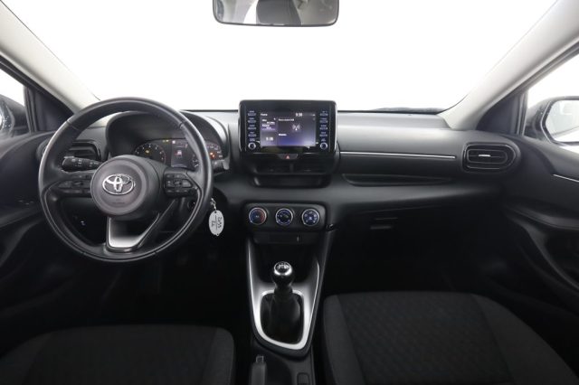 TOYOTA Yaris usata 4