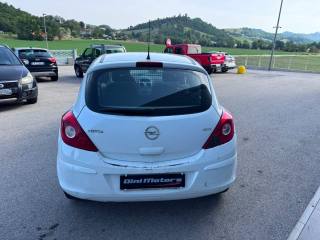OPEL Corsa usata, con Servosterzo