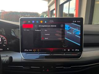 VOLKSWAGEN Golf usata 51